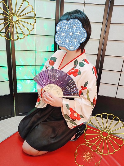 小都里 茉夏（ことり まな）